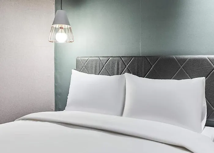 Wo Yongsan Station Motel
