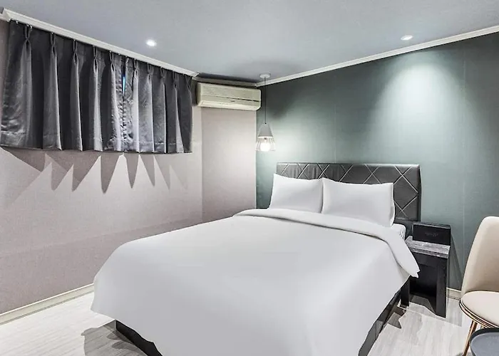 Motel Wo Yongsan Station