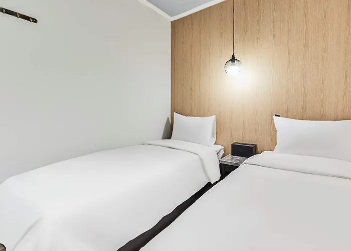 Wo Yongsan Station Motel 3*